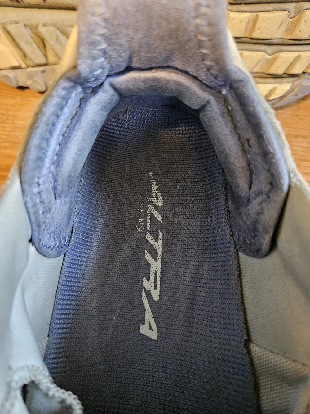 Altra Olympus 6 Women's 9 Gray Blue Trail Running Shoes Vibram Hiking AL0A85NK24